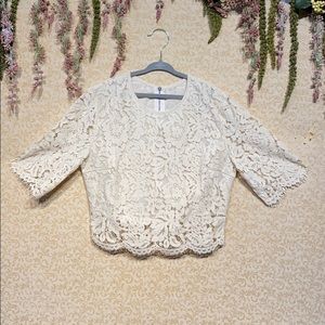 NWOT- Lace cropp top with zipper back